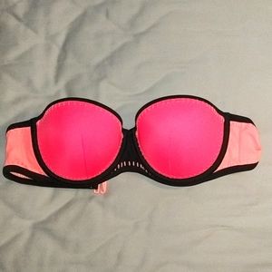 Strapless bathing suit top